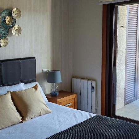 Acogedor Apartamento Con Terraza En Portonovo Kültér fotó